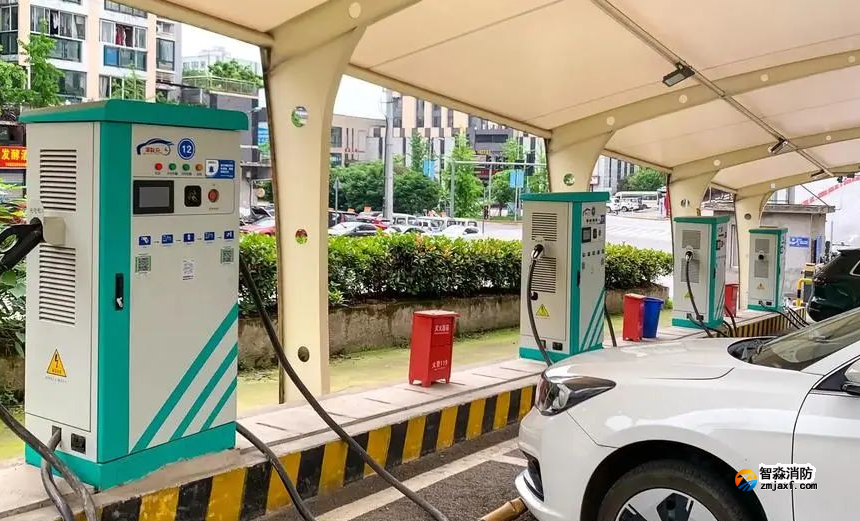 電動(dòng)汽車充電樁與民用建筑之間的安全距離：為何重要？如何規(guī)范？