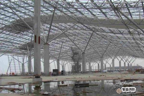 廠房需要設(shè)置貨梯或消防梯時，由建筑加固公司
